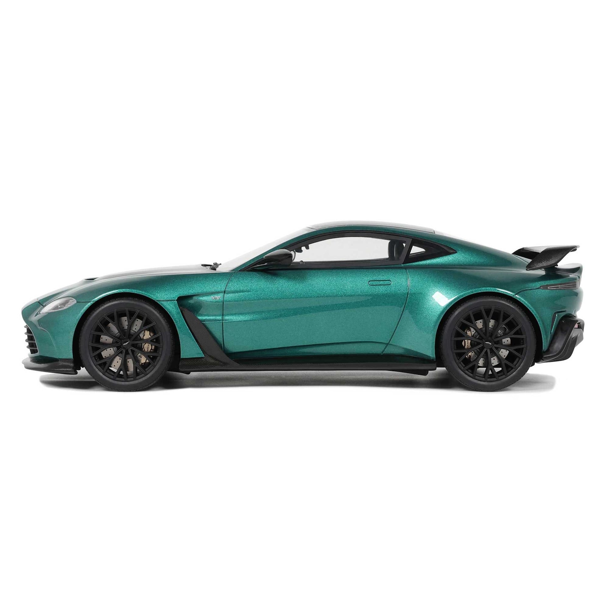 GT Spirit Aston Martin V12 Vantage Green 1:18 Modell