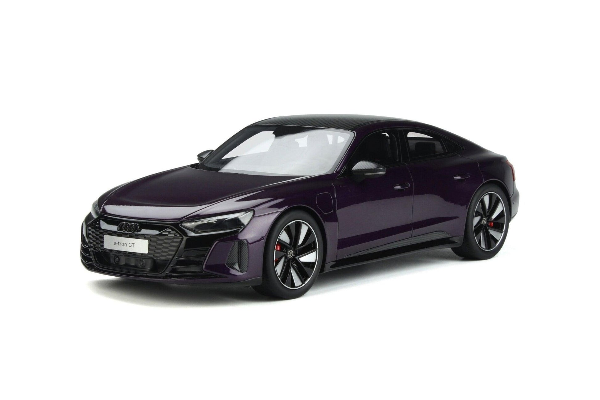 GT Spirit Audi RS e - tron GT 2021 - Merlin Purple 1:18 Modell - Artexio