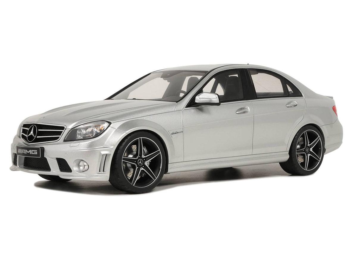 GT Spirit Mercedes - Benz C63 AMG (W204) 2007 Silver 1:18 Modell - Artexio