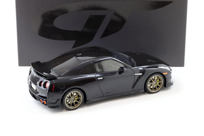 GT Spirit Nissan GT - R R35 Takuma Edition Midnight Purple 2024 1:18 Modell