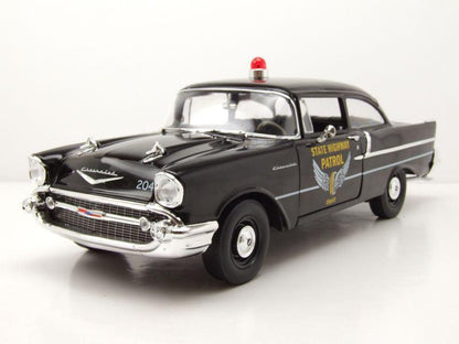 Highway61 Chevrolet 150 Sedan - Ohio State Highway Patrol 1957 1:18 Modell - Artexio