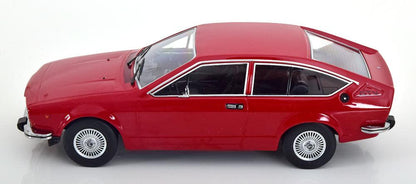 KK - Scale Alfa Romeo Alfetta 2000 GTV 1976 - Red 1:18 Modell - Artexio