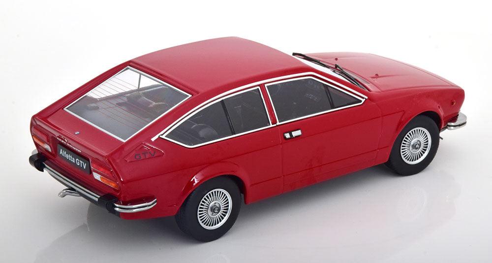 KK - Scale Alfa Romeo Alfetta 2000 GTV 1976 - Red 1:18 Modell - Artexio