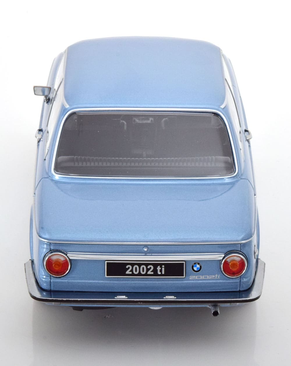 KK-Scale BMW 2002 ti 1.Serie 1971 light blue metallic 1:18 Modell