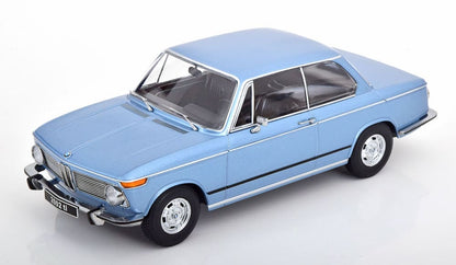 KK-Scale BMW 2002 ti 1.Serie 1971 light blue metallic 1:18 Modell