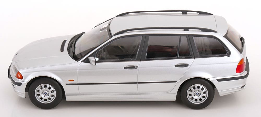 KK-Scale BMW 3er (E46) Touring 1999 silver 1:18 Modell