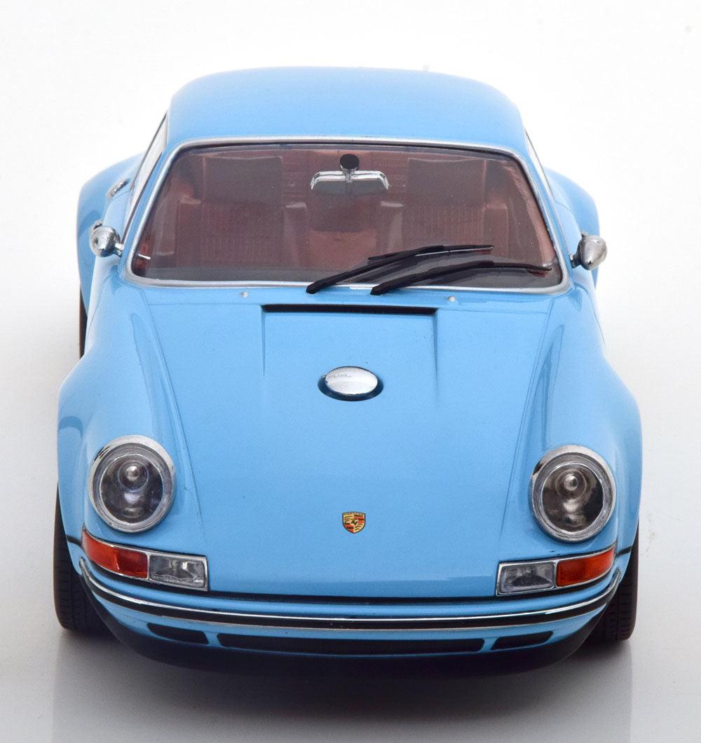 KK - Scale Singer Porsche 911 Coupe - Hellblau/Orange 1:18 Modell - Artexio