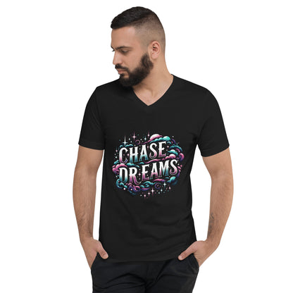 Kurzärmeliges Unisex T-Shirt mit V - Ausschnitt "Chase Dreams" - Artexio