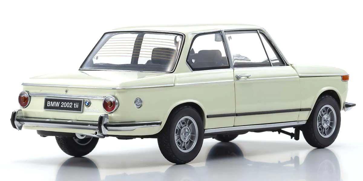 Kyosho BMW 2002 TII – White 1:18 Modell - Artexio