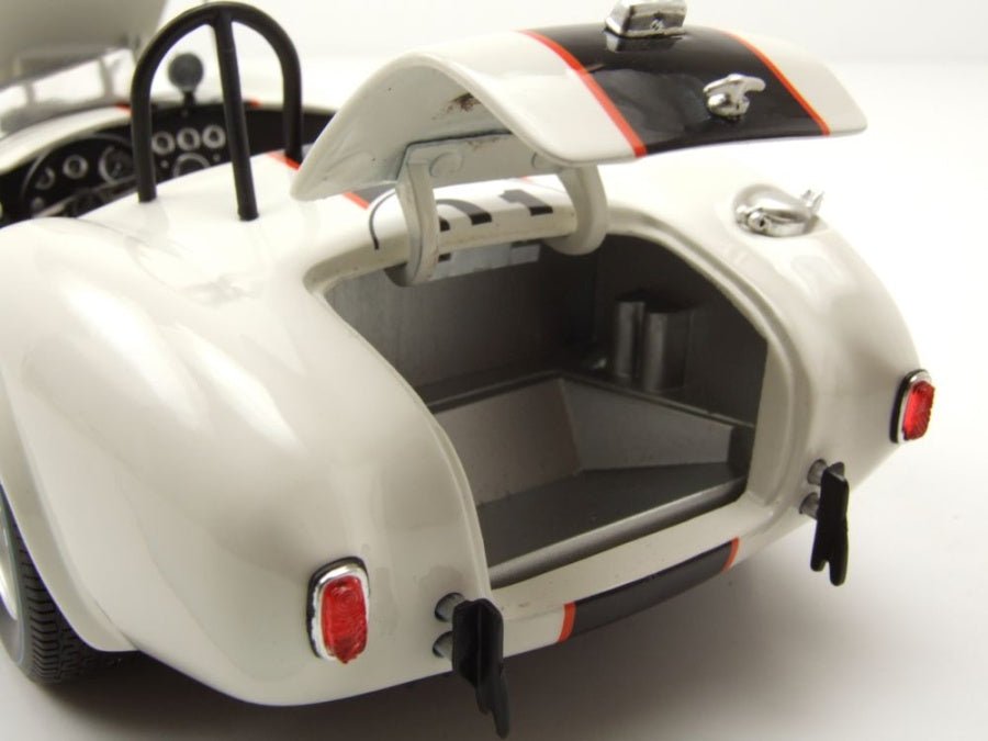 Kyosho SHELBY COBRA 427 S/C - ESSEX WIRE - WHITE/DARK BLUE 1:18 Modell