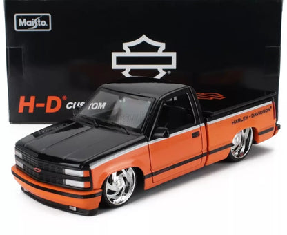 Maisto Chevrolet 454 SS PICK-UP 1993 - HARLEY DAVIDSON 1:24 Modell