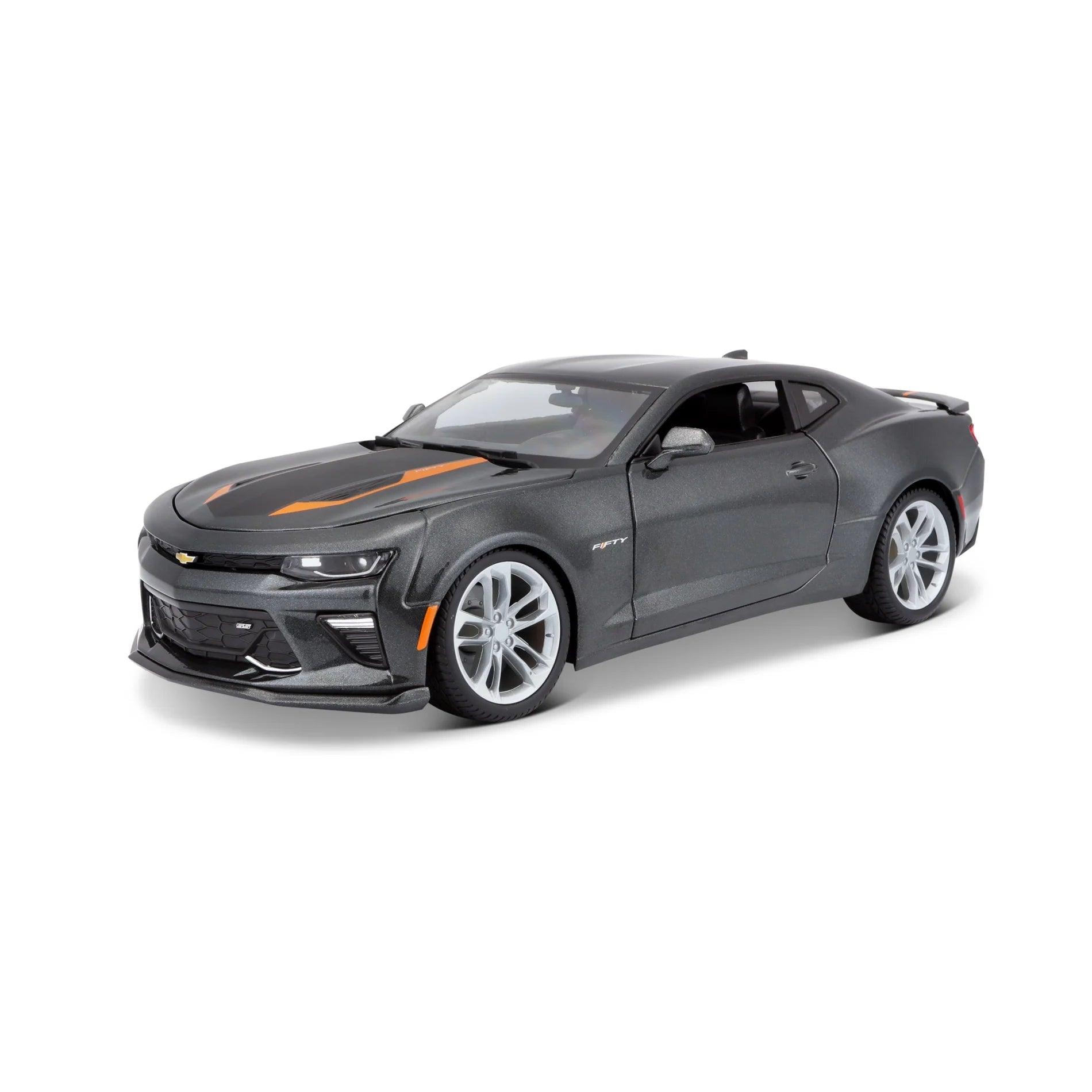 Maisto Chevrolet Camaro 50th Anniversary Edition 2017 - Grey 1:18 Modell - Artexio