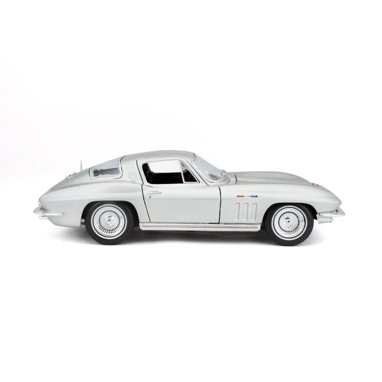 Maisto Chevrolet Corvette 1965 - Silver 1:18 Modell - Artexio