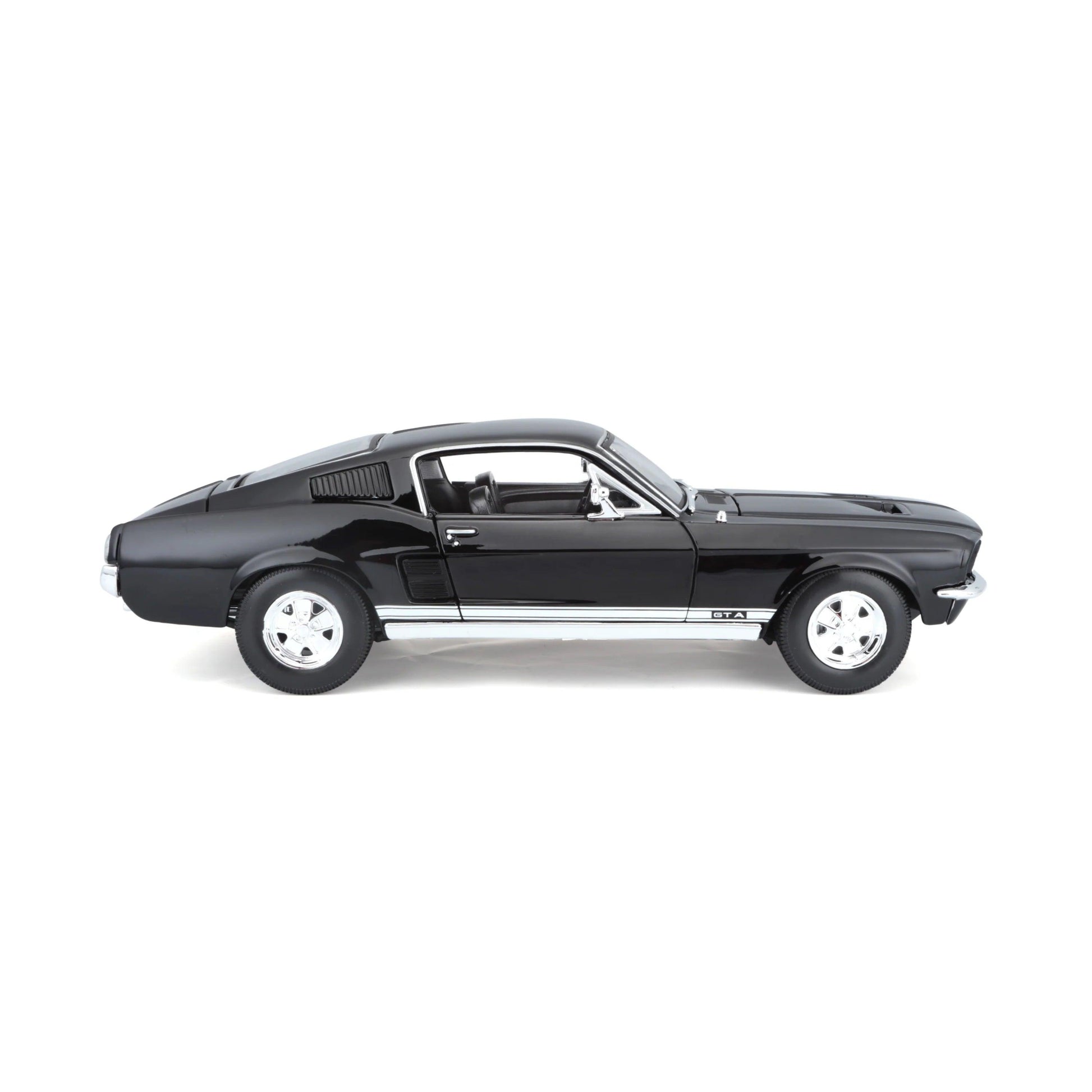 Maisto Ford Mustang GTA Fastback 1967 - Black 1:18 Modell - Artexio