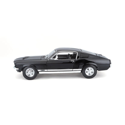 Maisto Ford Mustang GTA Fastback 1967 - Black 1:18 Modell