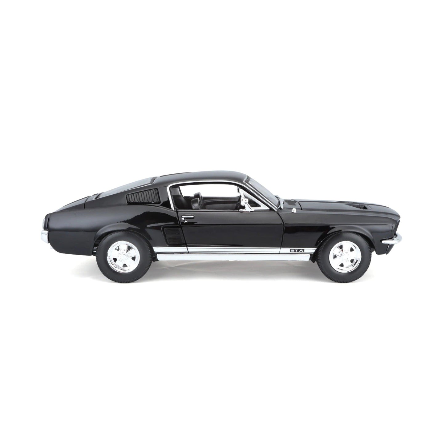 Maisto Ford Mustang GTA Fastback 1967 - Black 1:18 Modell