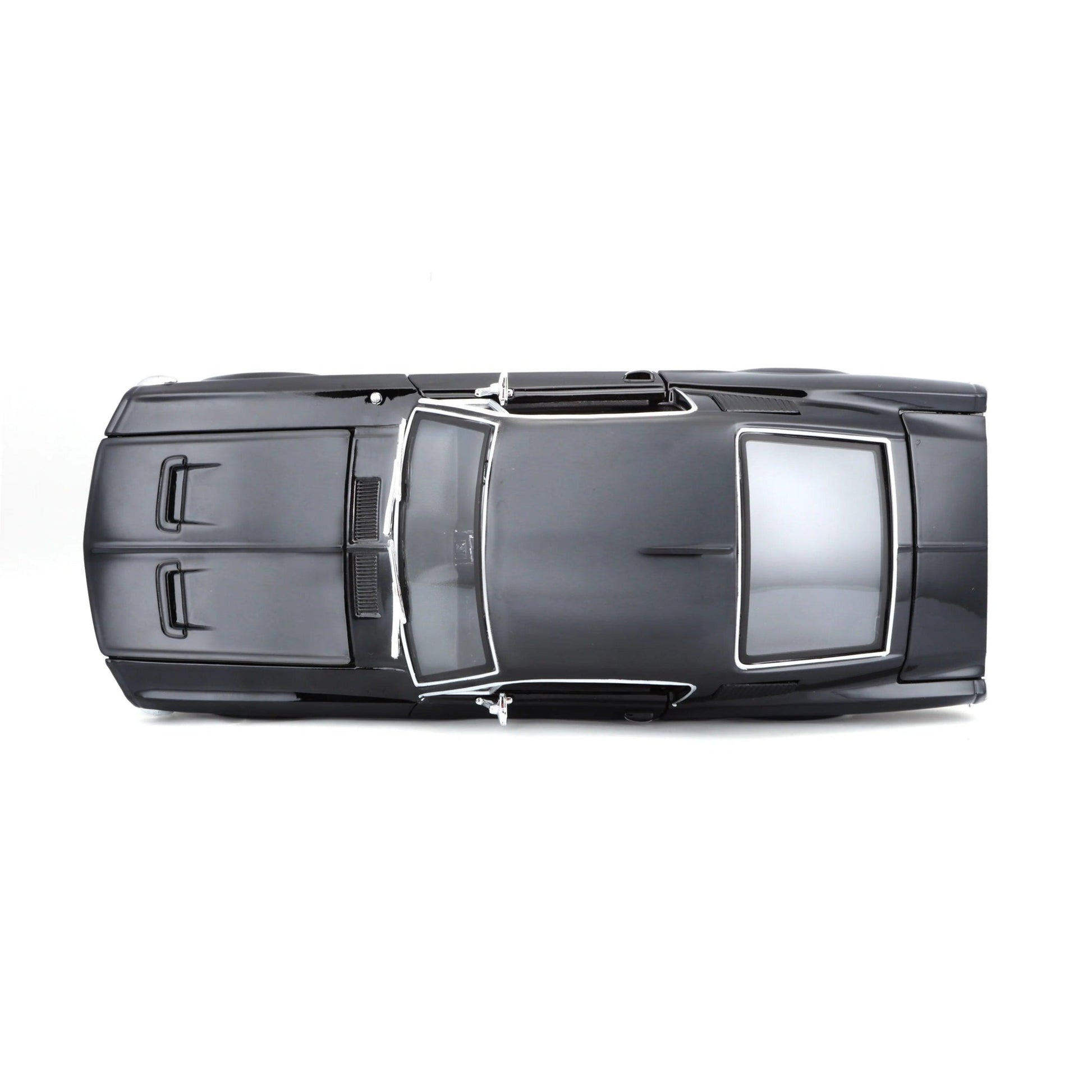 Maisto Ford Mustang GTA Fastback 1967 - Black 1:18 Modell