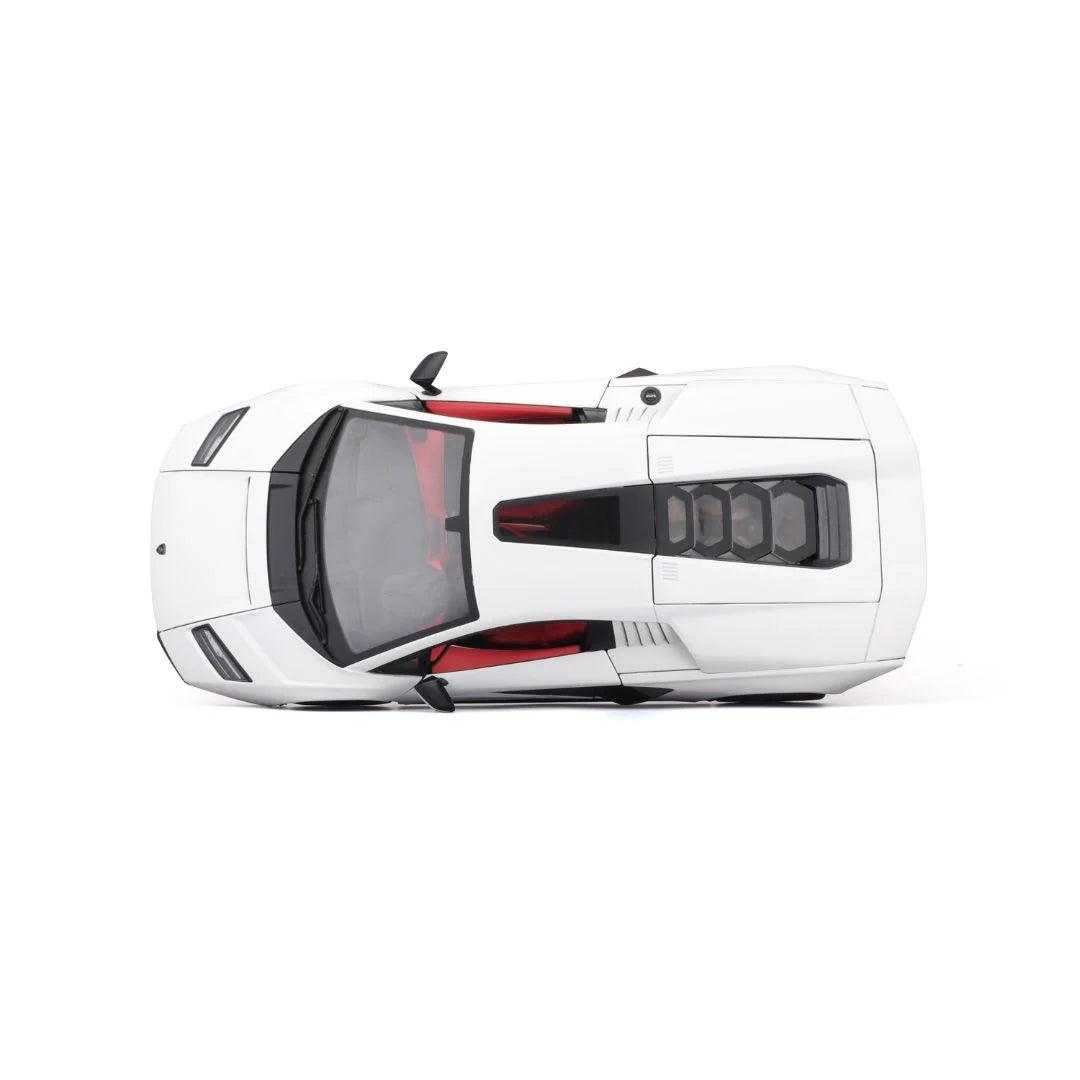 Maisto Lamborghini Countach LP800 - 4 2021 - White 1:18 Modell
