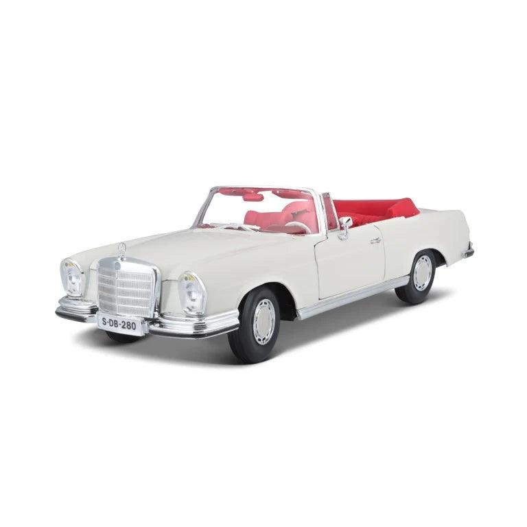 Maisto Mercedes-Benz 280SE Cabriolet 1967 - Cream 1:18 Model