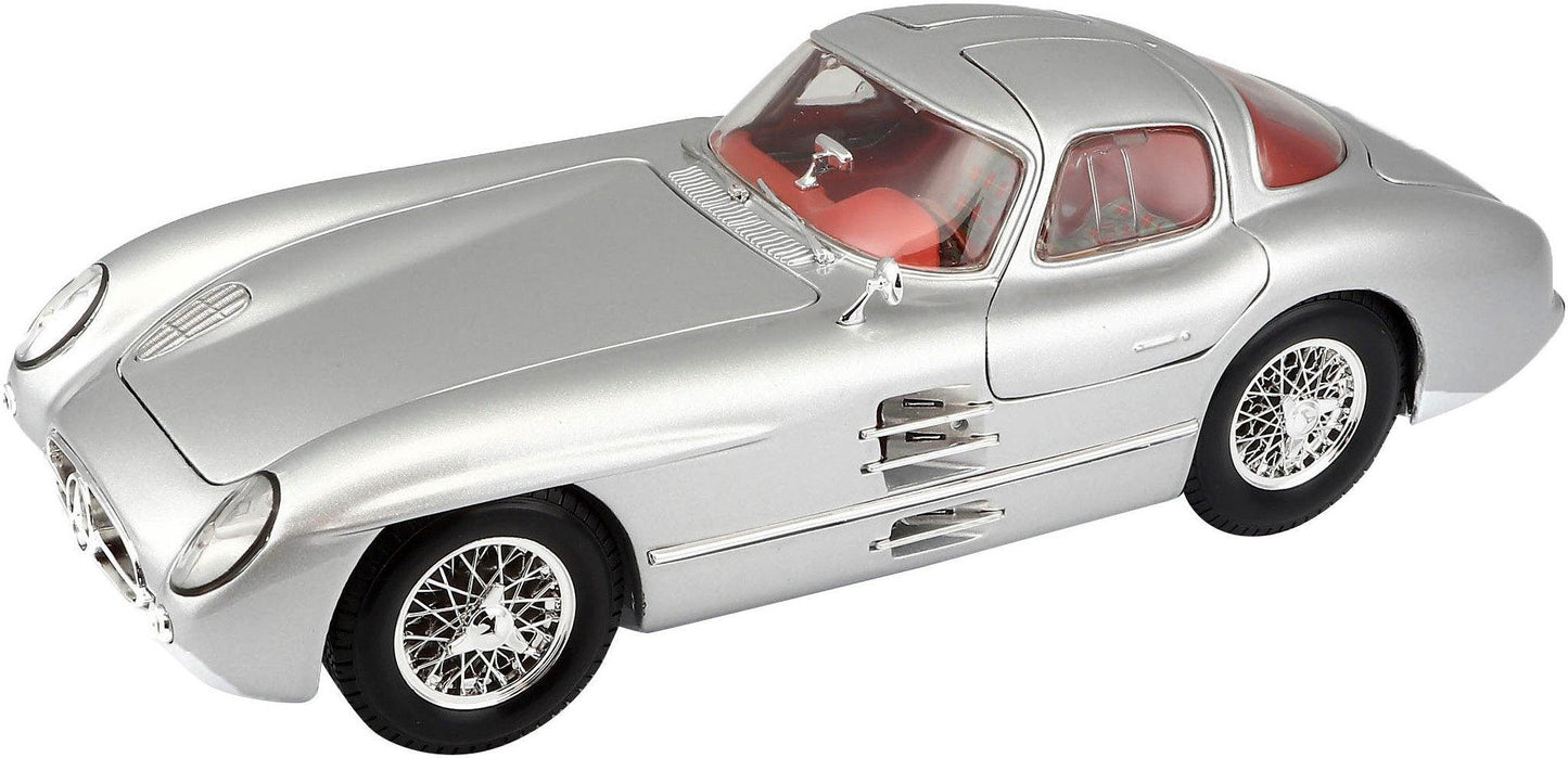 Maisto Mercedes-Benz 300 SLR Uhlenhaut Coupe 1955 - Silver 1:18 Modell_Artexio