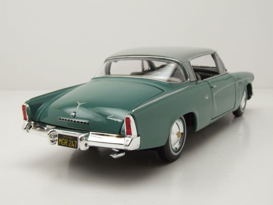Maisto Studebaker Starliner 1953 green 1:18 Modell