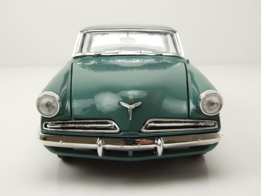 Maisto Studebaker Starliner 1953 green 1:18 Modell