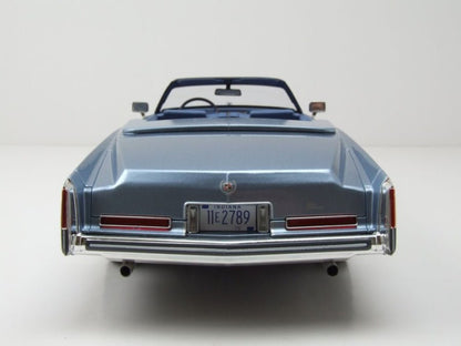 MCG Cadillac Eldorado Convertible 1976 Light Blue 1:18 Modell