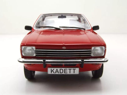 MCG Opel Kadett C Coupe 1975 - Red 1:18 Modell - Artexio