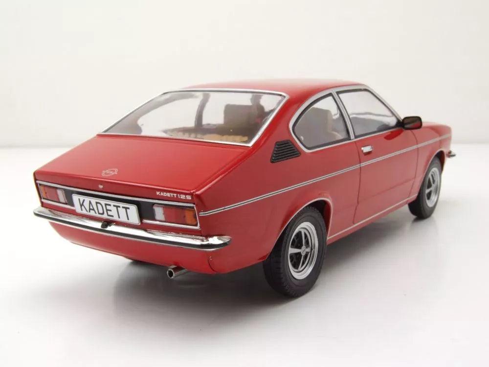 MCG Opel Kadett C Coupe 1975 - Red 1:18 Modell - Artexio