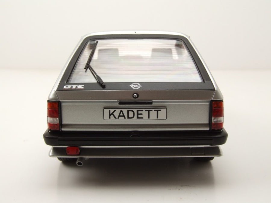 MCG Opel Kadett D GTE 1983 Silver 1:18 Modell