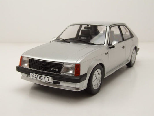 MCG Opel Kadett D GTE 1983 Silver 1:18 Modell