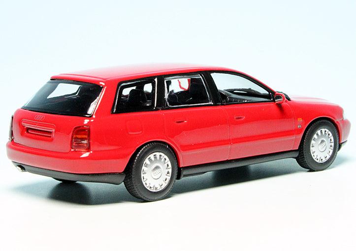 Minichamps Audi A4 Avant 1995 – Red 1:43 Modell - Artexio