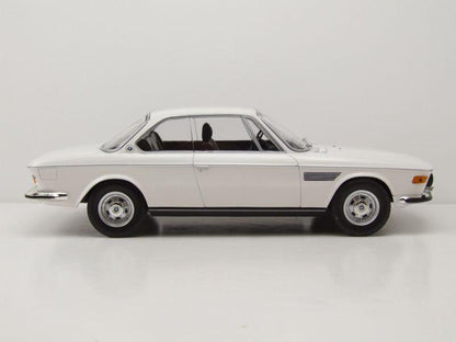 Minichamps BMW 2800 CS E9 Coupe 1968 – White 1:18 Modell