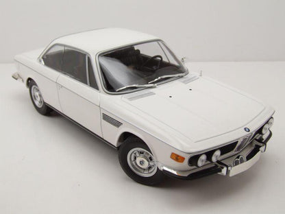 Minichamps BMW 2800 CS E9 Coupe 1968 – White 1:18 Modell