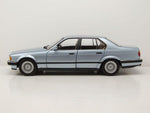 Minichamps BMW 7er 730I (E32) 1986 – Light Blue Metallic 1:18 Modell