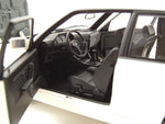 Minichamps BMW M3 E30 1987 - White 1:18 Modell