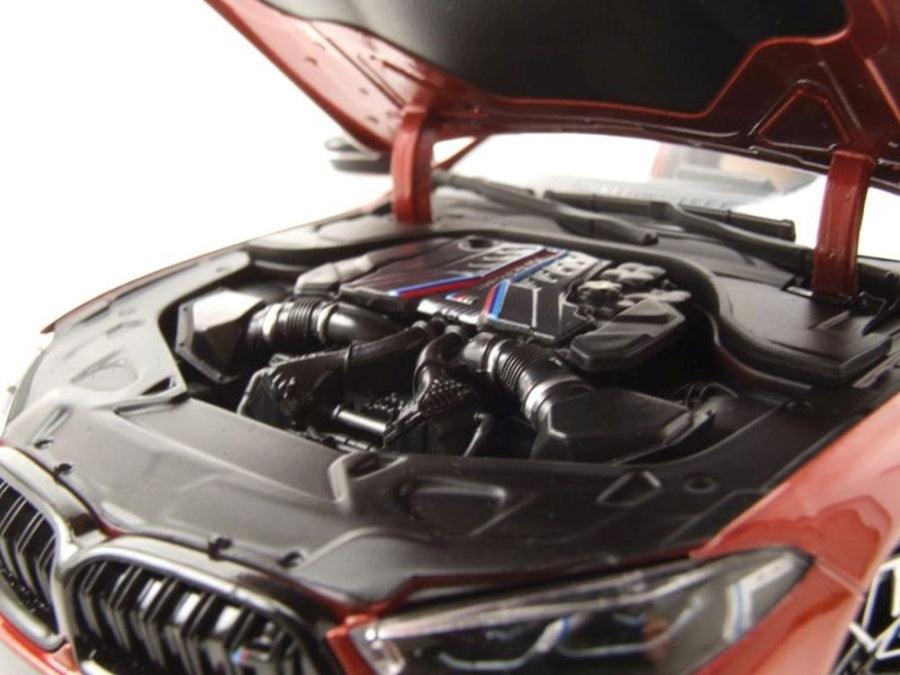 Minichamps BMW M8 Coupe 2020 - Red Metallic 1:18 Modell - Artexio