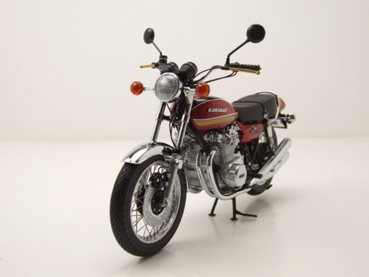 Minichamps KAWASAKI 900 Z1 ‘SUPER 4’ – 1972 – RED METALLIC 1:12 Modell
