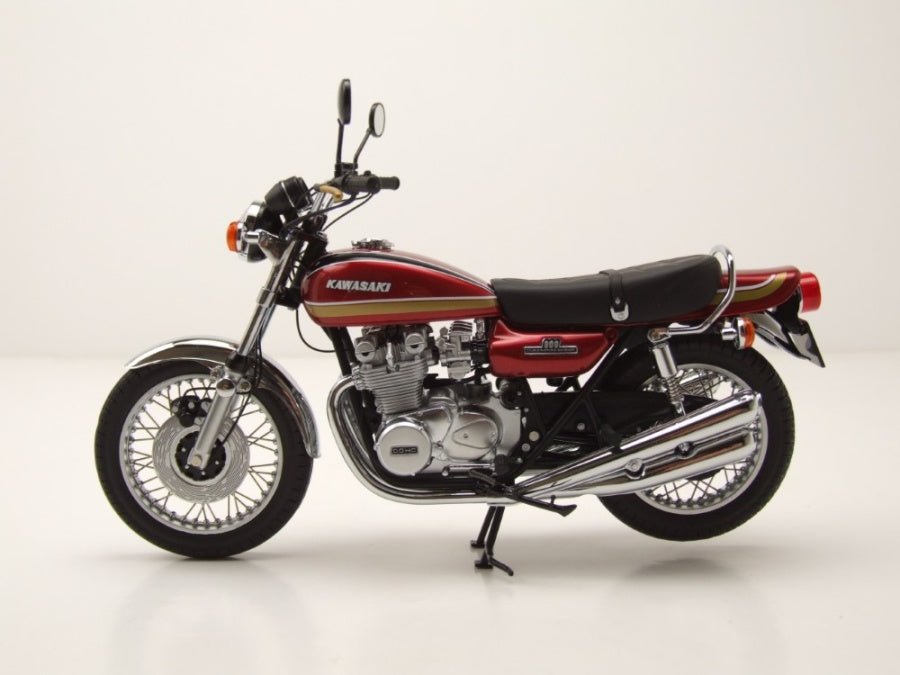 Minichamps KAWASAKI 900 Z1 ‘SUPER 4’ – 1972 – RED METALLIC 1:12 Modell