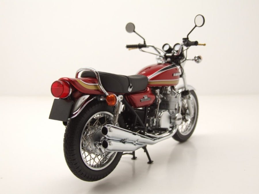 Minichamps KAWASAKI 900 Z1 ‘SUPER 4’ – 1972 – RED METALLIC 1:12 Modell