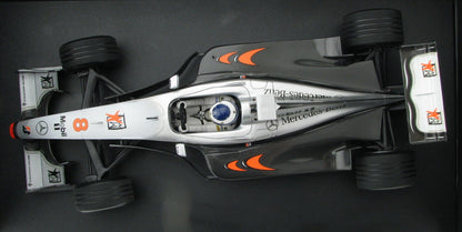 Minichamps McLaren Mercedes MP4/13 – Mika Hakkinen – World Champion 1998 1:18 Modell