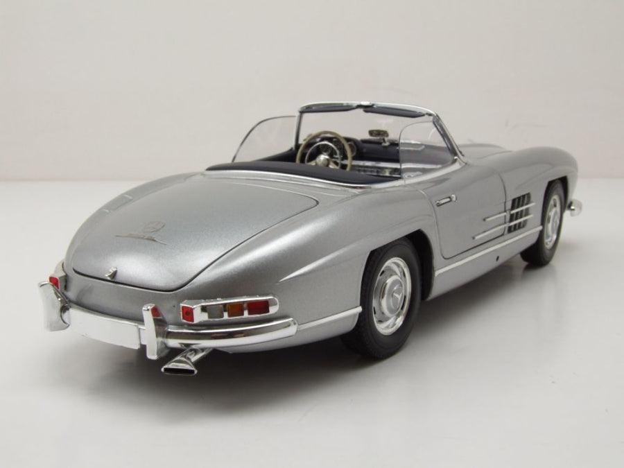 Minichamps Mercedes 300 SL Roadster 1957 - Silver 1:18 Modell - Artexio