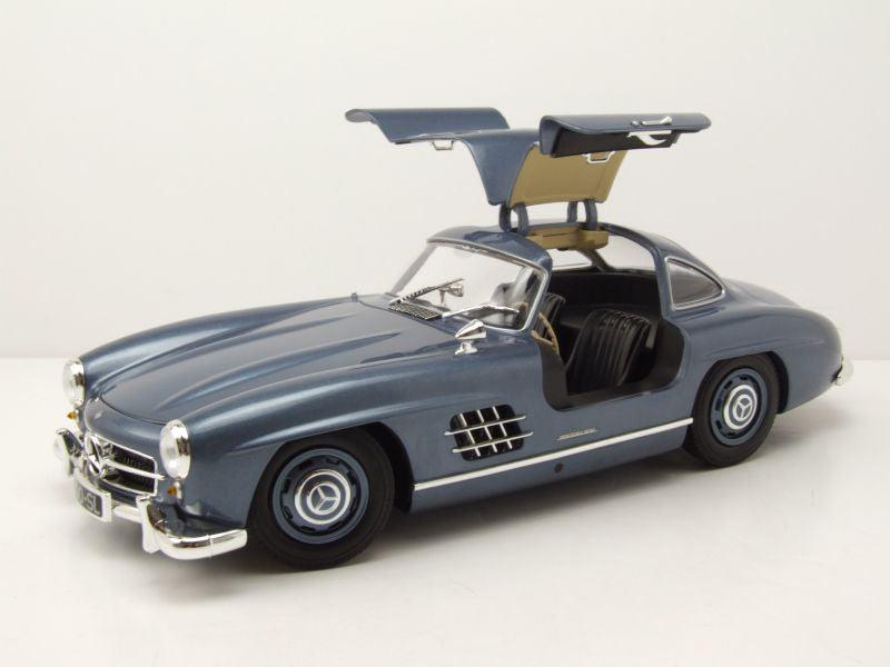 Minichamps Mercedes 300 SL W198 1955 – Light Blue Metallic 1:18 Modell - Artexio