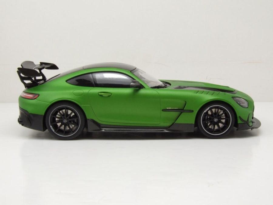 Minichamps Mercedes AMG GT Black Series 2020 – Matt Green Metallic 1:18 Modell - Artexio