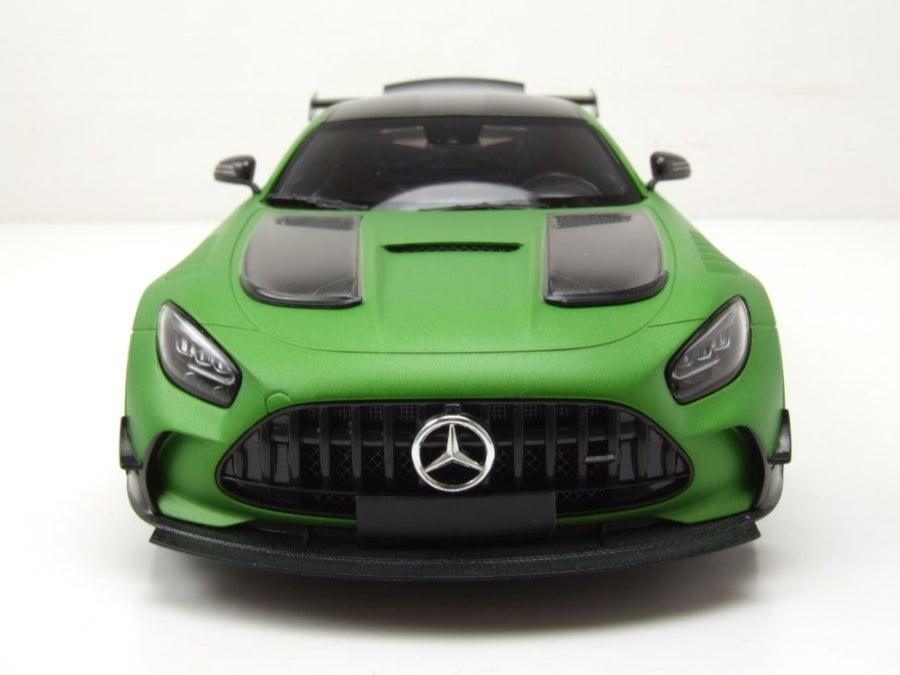 Minichamps Mercedes AMG GT Black Series 2020 – Matt Green Metallic 1:18 Modell - Artexio