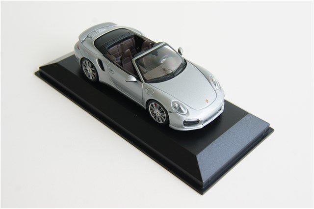 Minichamps Porsche 911 991 Turbo Cabriolet 2013 Silver 1:43 Modell