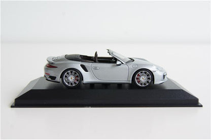Minichamps Porsche 911 991 Turbo Cabriolet 2013 Silver 1:43 Modell