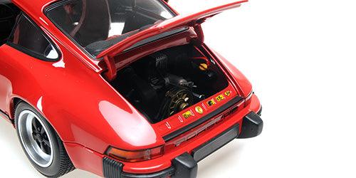 Minichamps Porsche 911 Carrera 1983 - Red 1:18 Modell - Artexio