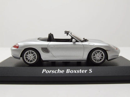 Minichamps Porsche Boxster S 2002 - Silver Metallic 1:43 Modell - Artexio