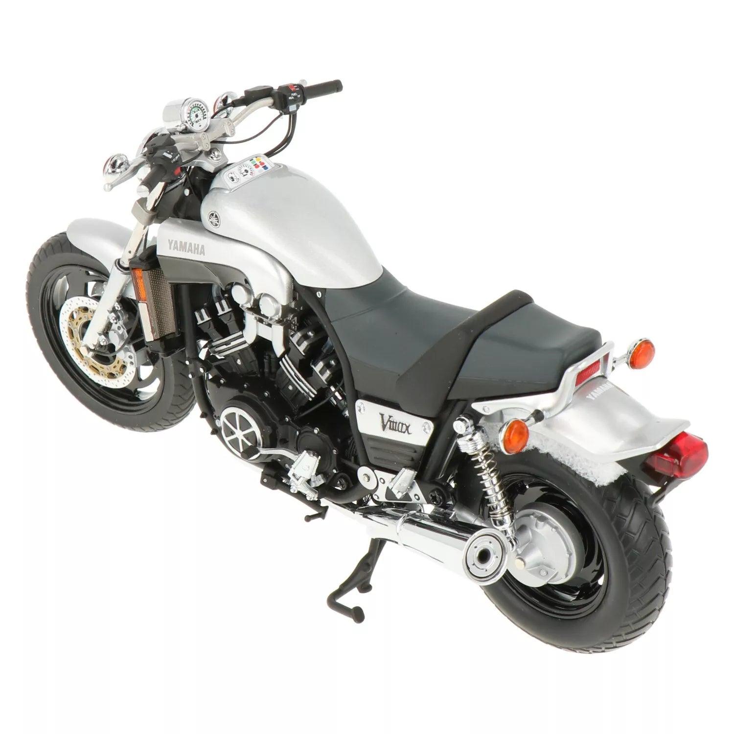 Minichamps Yamaha VMAX 1993 - Silver Metallic 1:12 Modell - Artexio